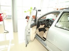 2012款 1.6 自动 逸俊版