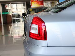 2012款 1.6 自动 逸俊版