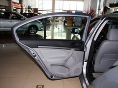 2012款 1.6 自动 逸俊版