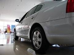 2012款 1.6 自动 逸俊版