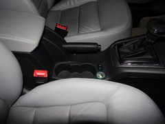 2012款 1.6 自动 逸俊版