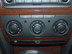 2012款 1.4TSI DSG 逸俊版