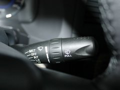 2012款 1.8L 手动 精英型