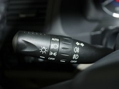 2012款 1.8L 手动 精英型