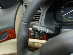 2012款 1.8L 自动 豪华型