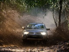 2011款 3.0 自动 运动导航版7座