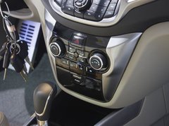 2012款 1.6L 手动 尊贵型