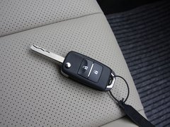 2012款 1.6L 手动 尊贵型