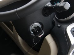 2012款 1.6L 手动 尊贵型