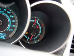 2012款 1.6L 手动 尊贵型