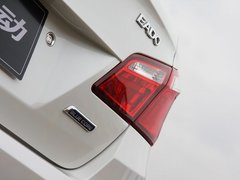 2012款 1.6L 手动 尊贵型