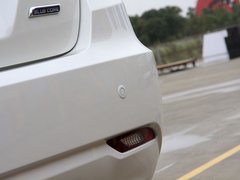 2012款 1.6L 手动 尊贵型
