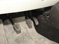 2011款 1.6L 手动 豪华型
