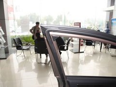 2011款 1.6L 手动 豪华型