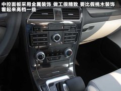 2011款 1.6L 自动 豪华型