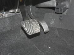 2011款 1.6L 自动 豪华型