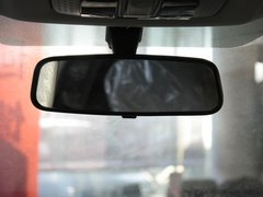 2011款 1.6L 自动 豪华型
