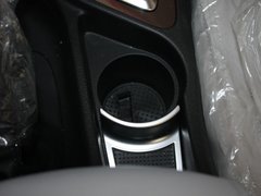 2011款 1.6L 自动 豪华型