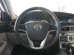 2011款 1.6L 自动 豪华型
