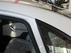 2011款 1.6L 自动 豪华型