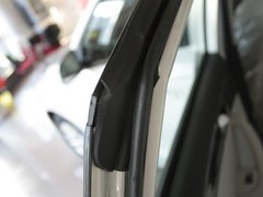 2011款 1.6L 自动 豪华型