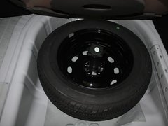 2011款 1.6L 自动 豪华型