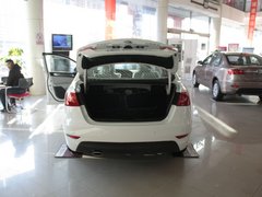 2011款 1.6L 自动 豪华型