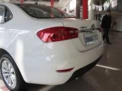2011款 1.6L 自动 豪华型