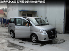 郑州日产  帅客 2.0 AT