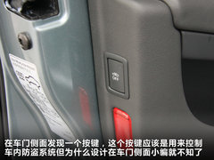 2012款 2.0 TFSI CVT 标准型