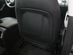 2012款 2.0 TFSI CVT 标准型