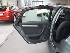 2012款 2.0 TFSI CVT 标准型
