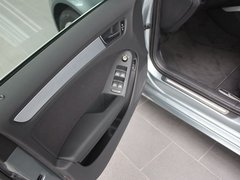 2012款 2.0 TFSI CVT 标准型