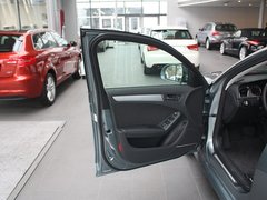 2012款 2.0 TFSI CVT 标准型
