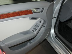 2012款 2.0 TFSI CVT 豪华型