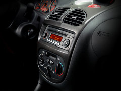 2012款 1.6L 自动 运动型