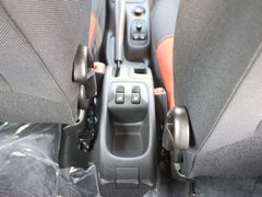 2012款 1.6L 自動 運動型