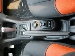 2012款 1.6L 自动 运动型