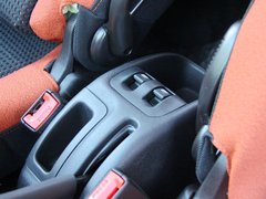 2012款 1.6L 自动 运动型
