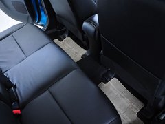 2012款 2.0L CVT 两驱炫逸导航版5座