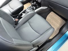 2012款 2.0L CVT 两驱炫逸导航版5座
