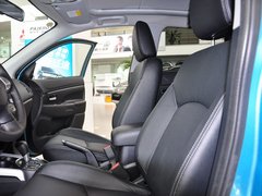 2012款 2.0L CVT 两驱炫逸导航版5座