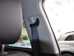 2012款 2.0L CVT 两驱炫逸导航版5座