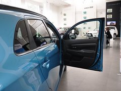 2012款 2.0L CVT 两驱炫逸导航版5座