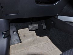 2012款 2.0L CVT 两驱炫逸导航版5座