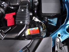 2012款 2.0L CVT 两驱炫逸导航版5座