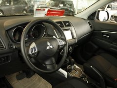 2012款 2.0L CVT 四驱劲尚导航版5座