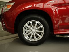 2012款 2.0L CVT 四驱劲尚导航版5座