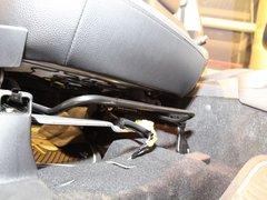 2012款 2.0L CVT 四驱劲酷导航版5座