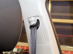 2012款 2.0L CVT 四驱劲酷导航版5座